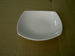 瓷韵匠心 陶瓷餐具的艺术创作与全球化之路